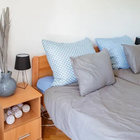 بيت ضيافة Bella Apartmanhaz زاماردي