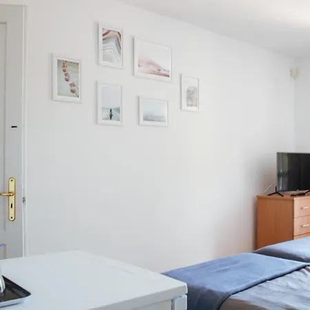 Bella Apartmanhaz 3* زاماردي