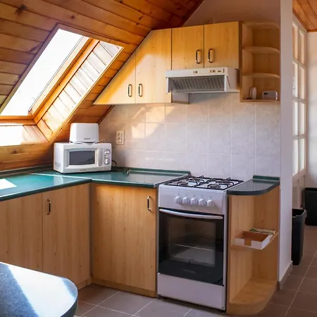 Bella Apartmanhaz بيت ضيافة