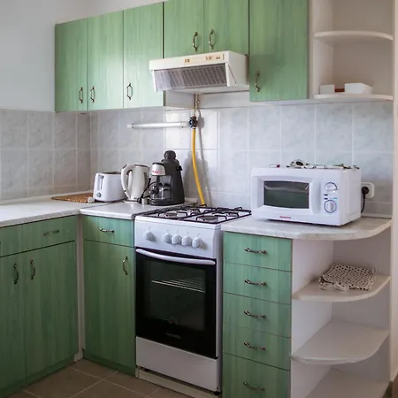 Bella Apartmanhaz زاماردي