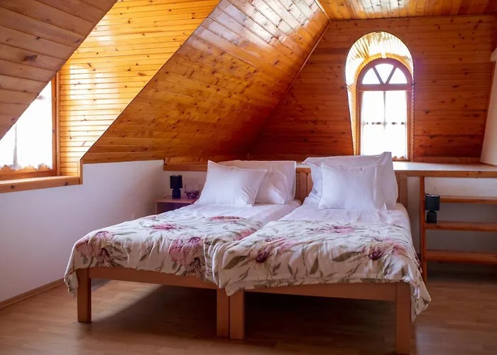Pensjonat Bella Apartmanhaz 4*