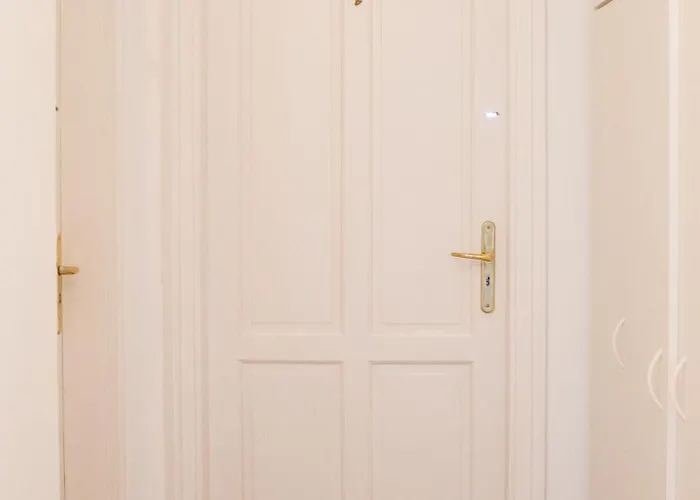 Pensjonat Bella Apartmanhaz 4*